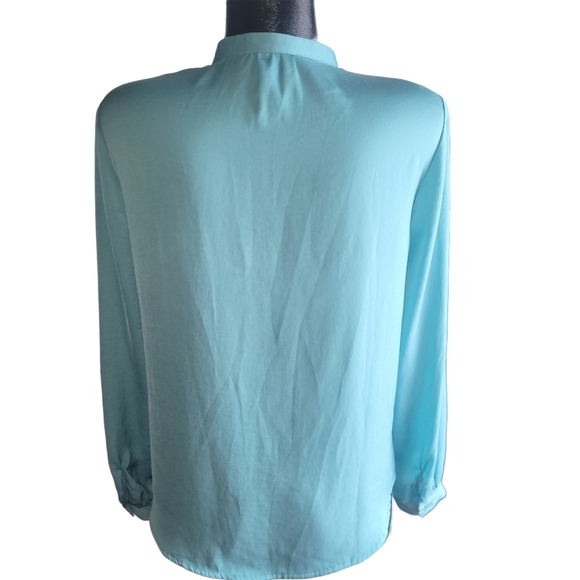 Forever 21 Contemporary Aqua Colored Lace Detailed Shirt M - Picture 6 of 7